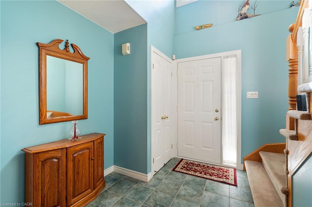 10-85 Edgewater Drive Property Photo 6