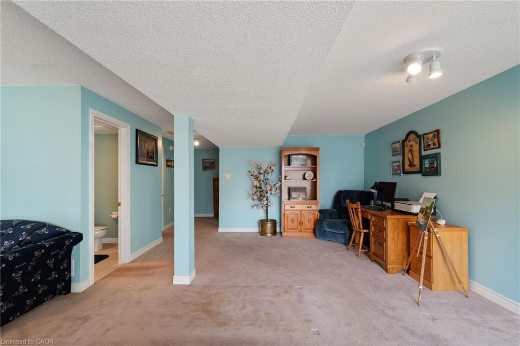 10-85 Edgewater Drive Property Photo 35