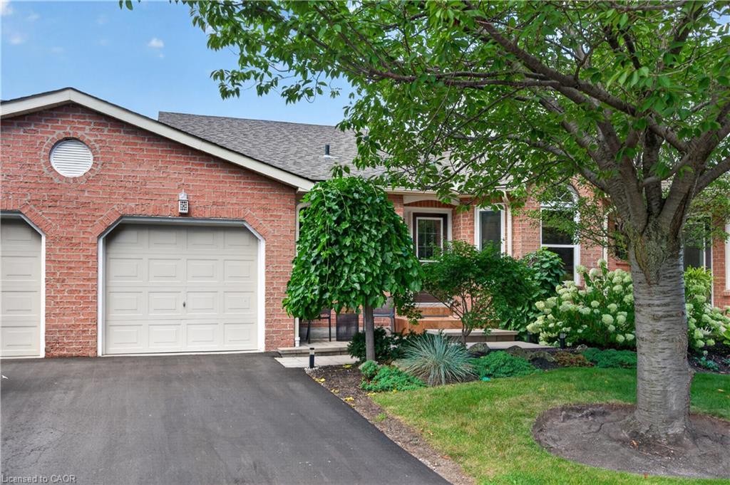53-5255 Lakeshore Road Property Photo 1