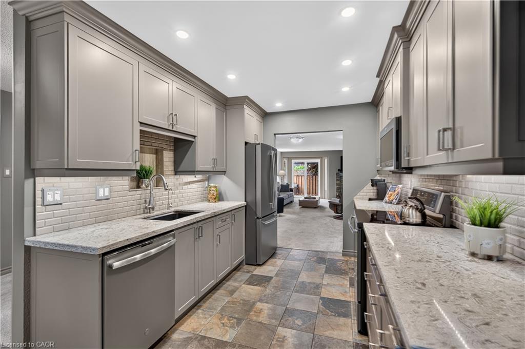 53-5255 Lakeshore Road Property Photo 10