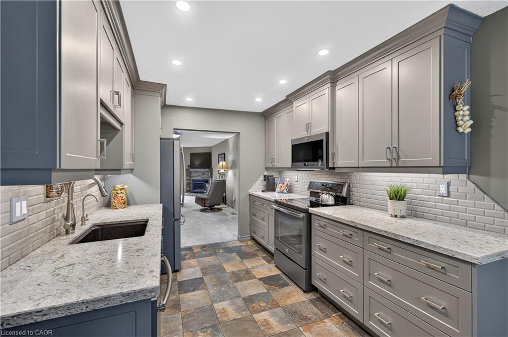 53-5255 Lakeshore Road Property Photo 11
