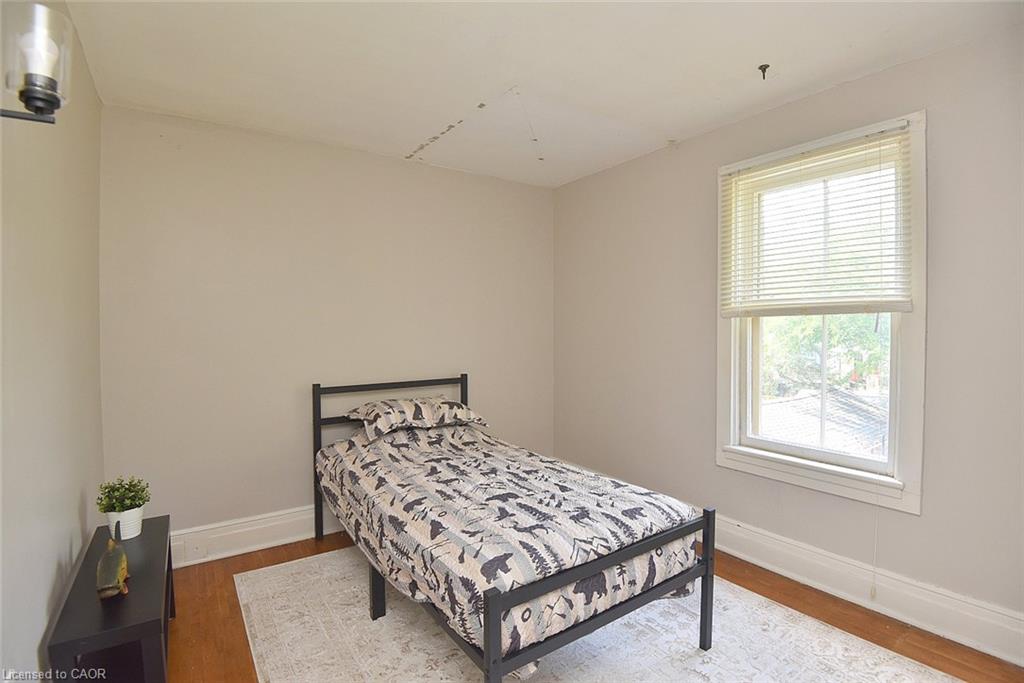 781 Oakdale Avenue Property Photo 16
