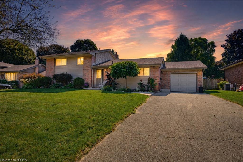 27 Brier Crescent Property Photo 3