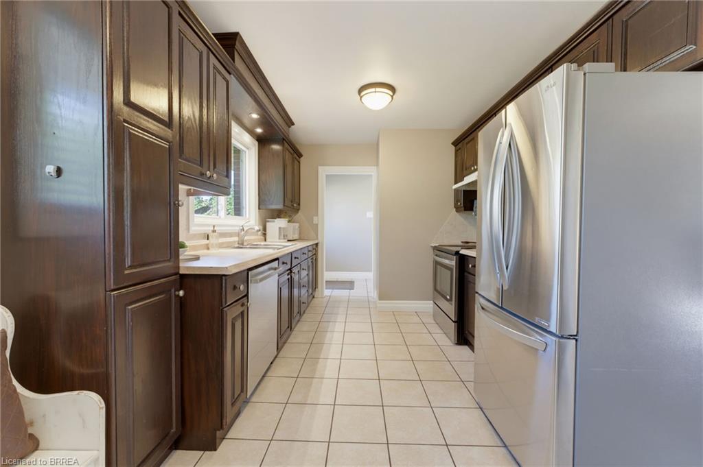 27 Brier Crescent Property Photo 14
