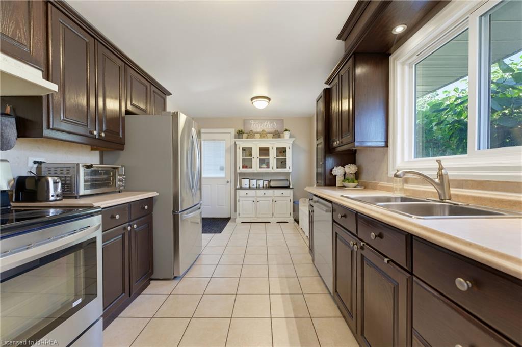 27 Brier Crescent Property Photo 15