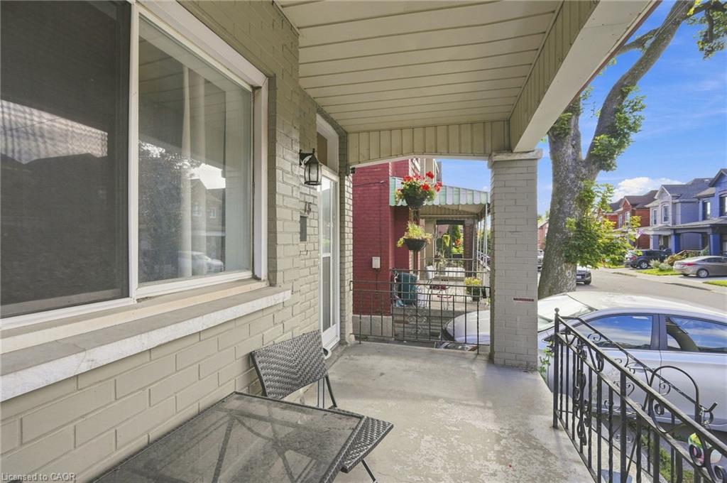 15 Clinton Street Property Photo 3