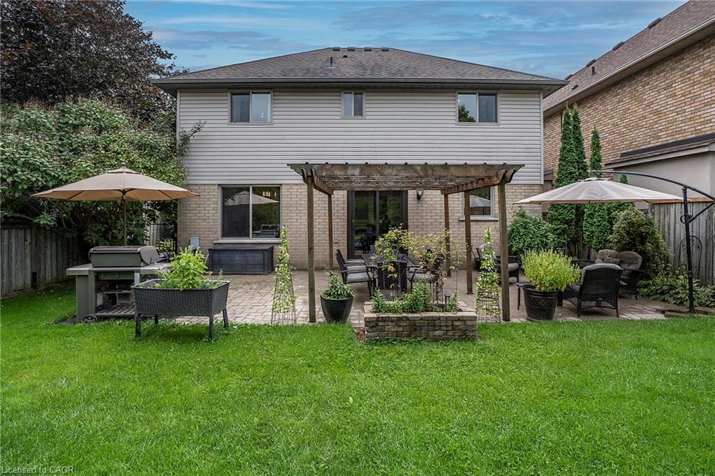 90 Surrey Drive Property Photo 31