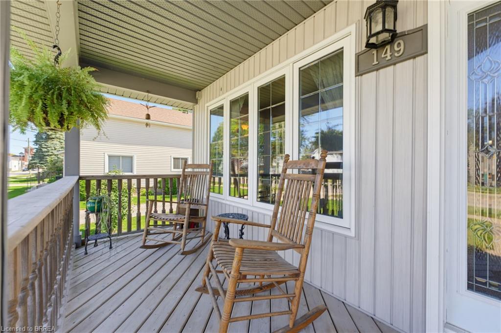 149 King Street Property Photo 4