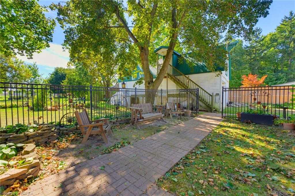 149 King Street Property Photo 32