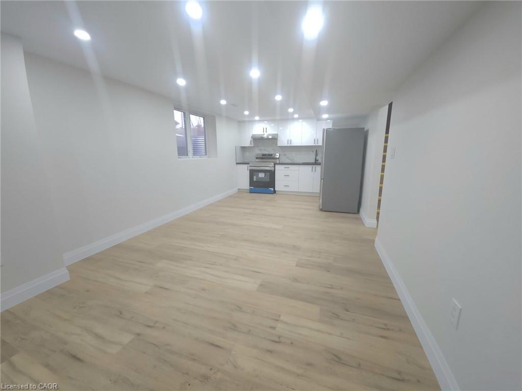 43 Patterson Avenue E Property Photo 3