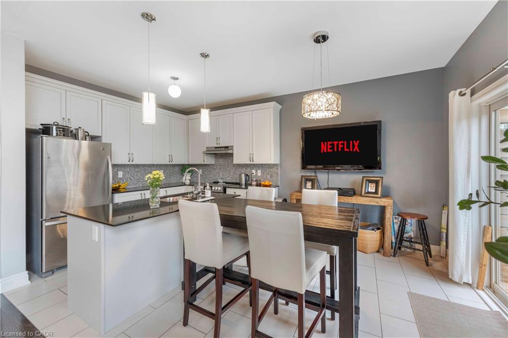18 Hughes Street Property Photo 19
