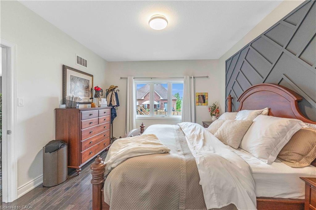18 Hughes Street Property Photo 25