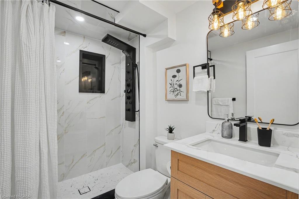 311 East 14th Street Property Photo 40