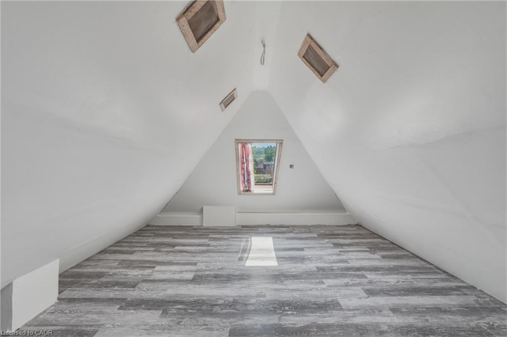 42 Nightingale Street Property Photo 24