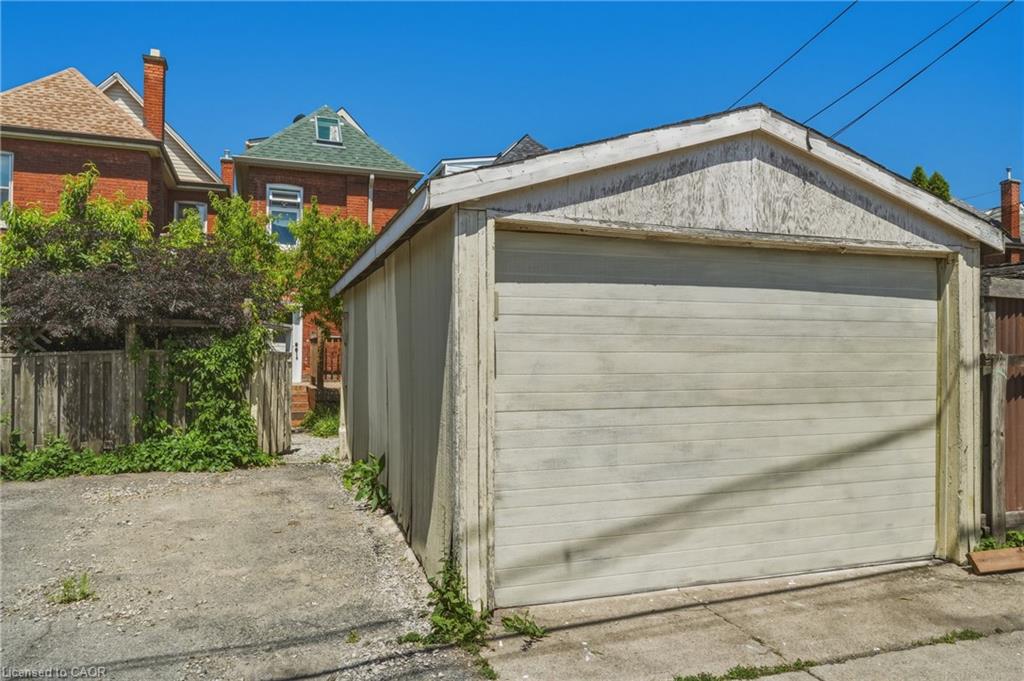 42 Nightingale Street Property Photo 27