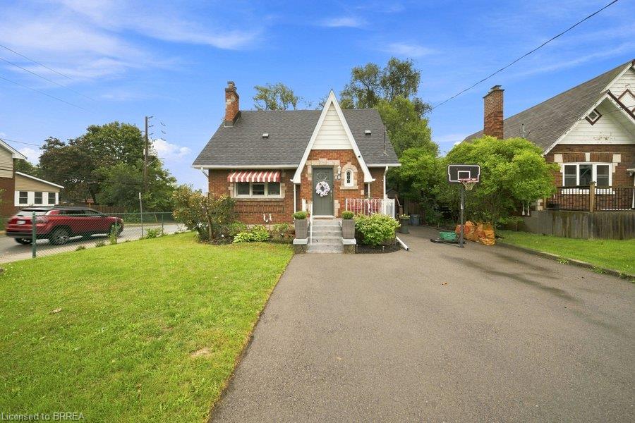 59 Lyons Avenue Property Photo 1