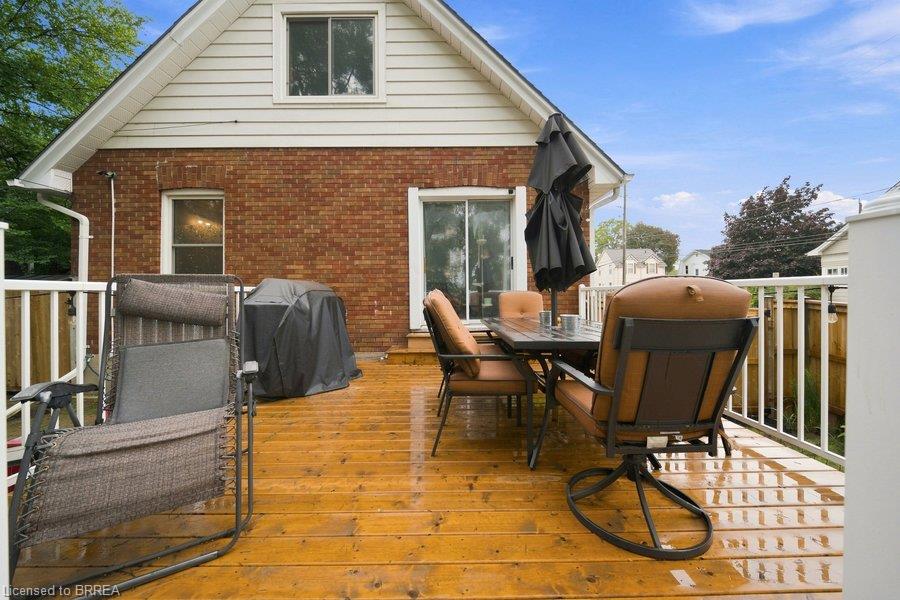 59 Lyons Avenue Property Photo 33