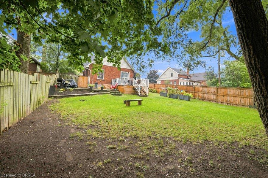 59 Lyons Avenue Property Photo 41