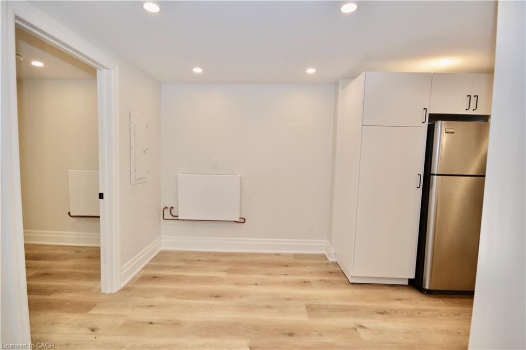 17 Inverness Avenue W Property Photo 8