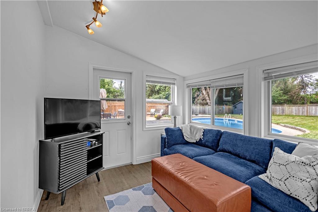 51 Admiral Road Property Photo 15