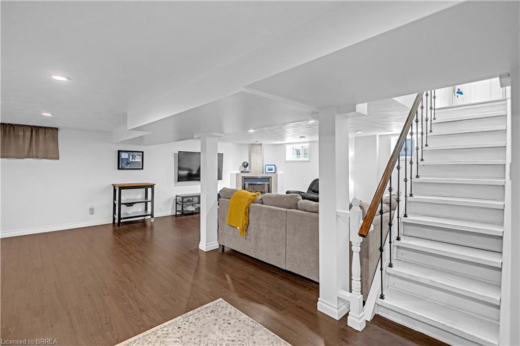 51 Admiral Road Property Photo 25