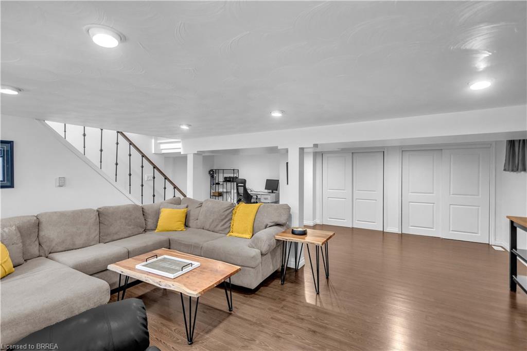 51 Admiral Road Property Photo 28