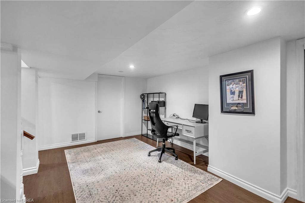51 Admiral Road Property Photo 29