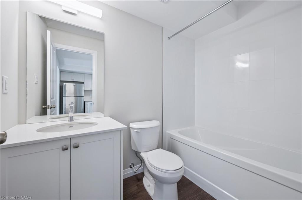 D13-410 Northfield Drive W Property Photo 8