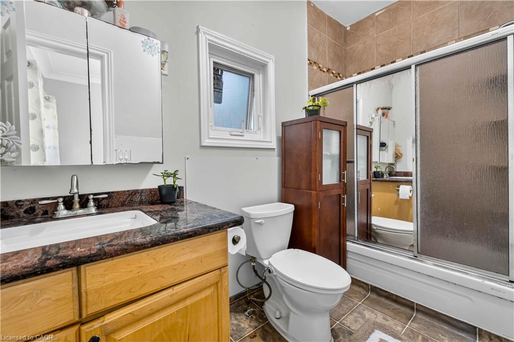 54 East 23rd Street Property Photo 22