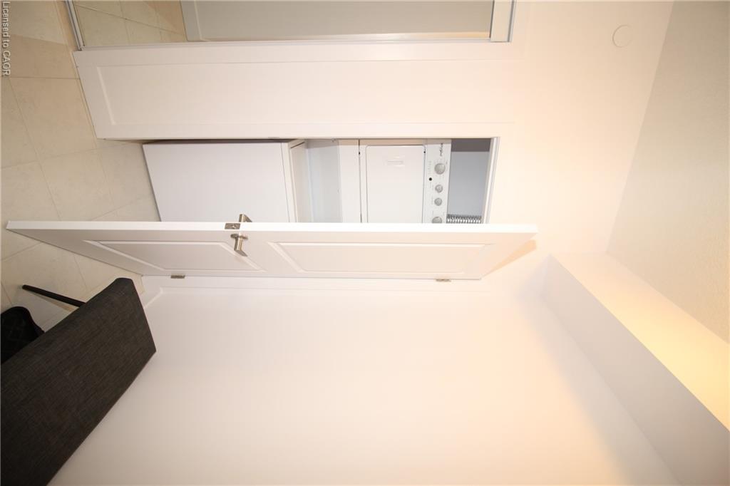 402-450 Dundas Street E Property Photo 16
