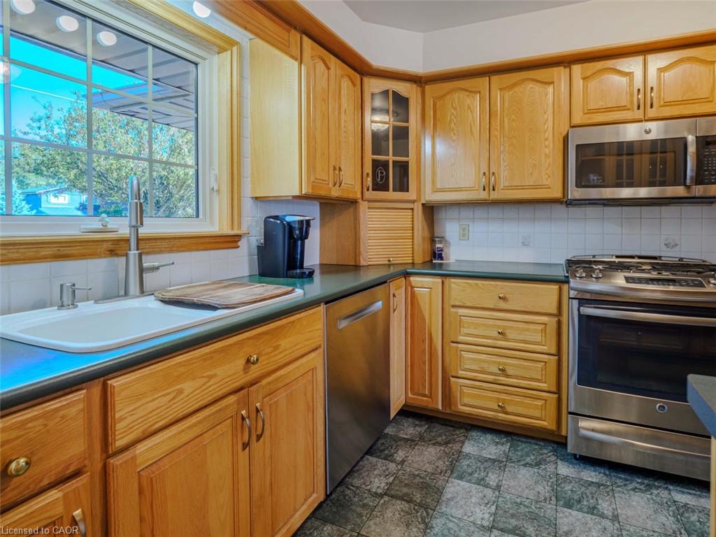 46 Sunninghill Drive Property Photo 15