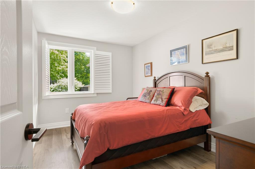 6 Edenridge Drive Property Photo 20