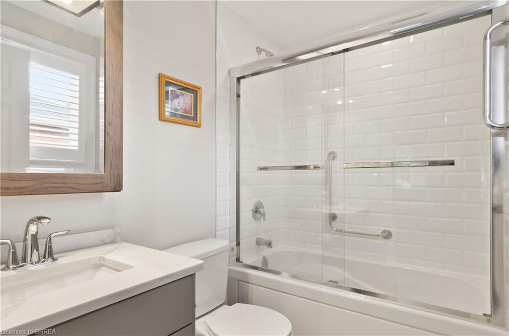 6 Edenridge Drive Property Photo 29
