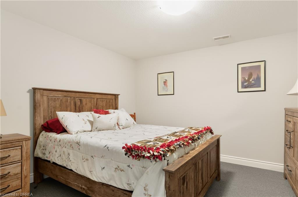 6 Edenridge Drive Property Photo 30