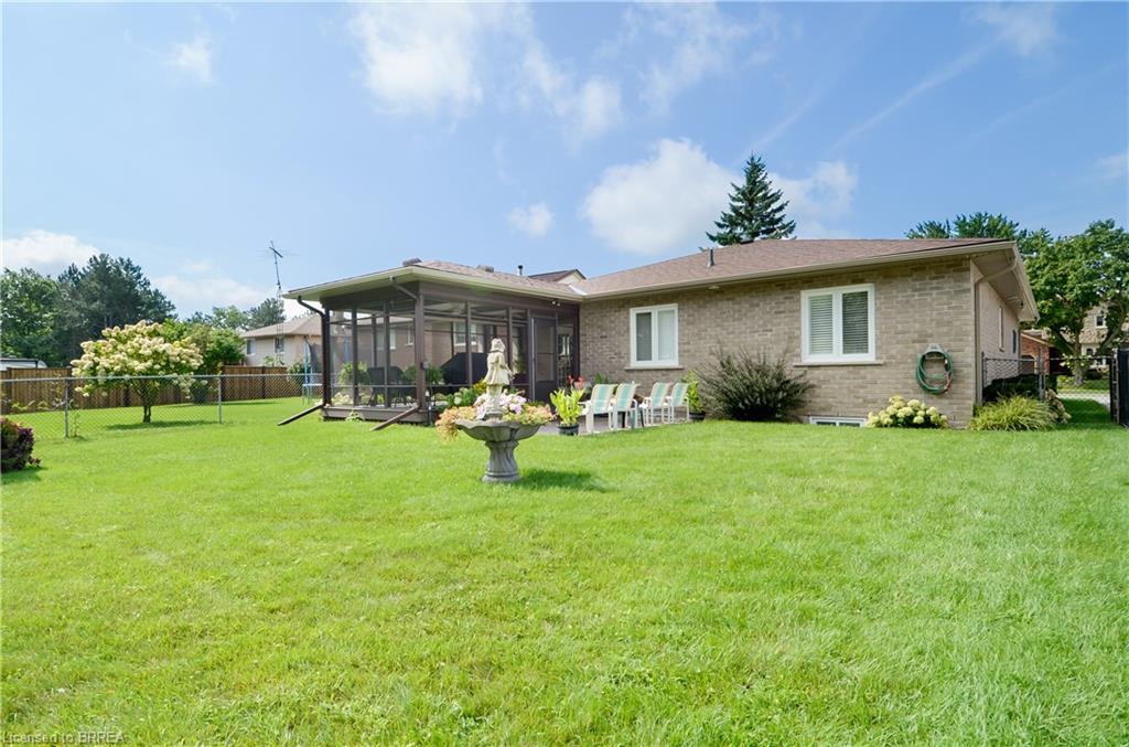 6 Edenridge Drive Property Photo 40
