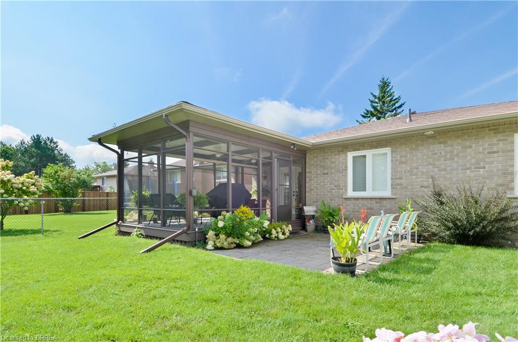 6 Edenridge Drive Property Photo 44