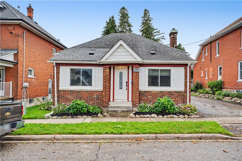 600 Peel Street Property Photo 1