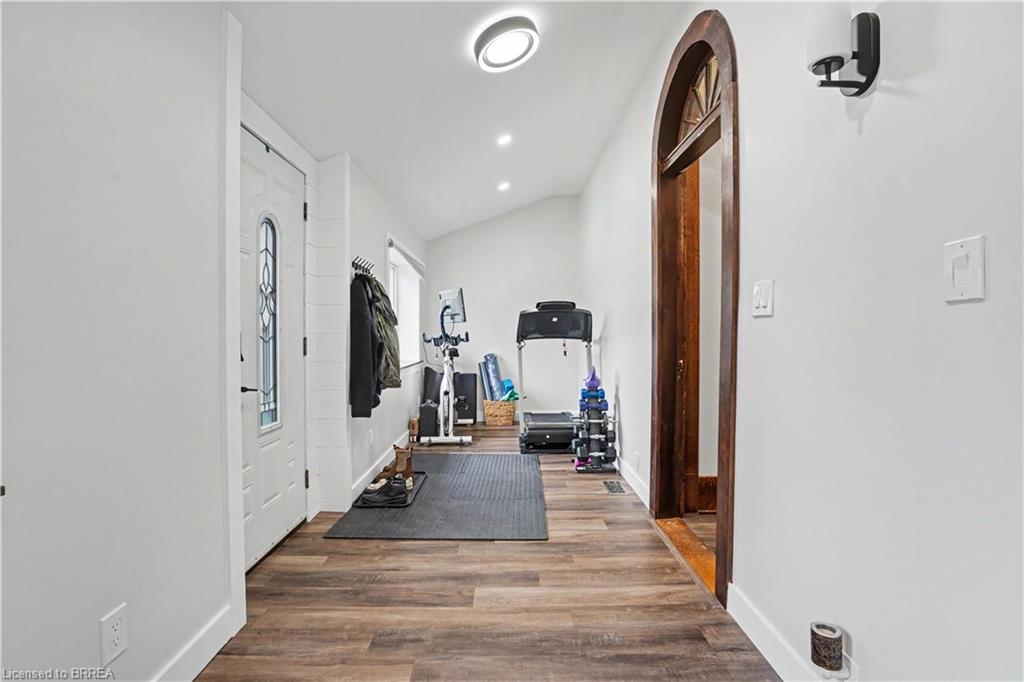 600 Peel Street Property Photo 6