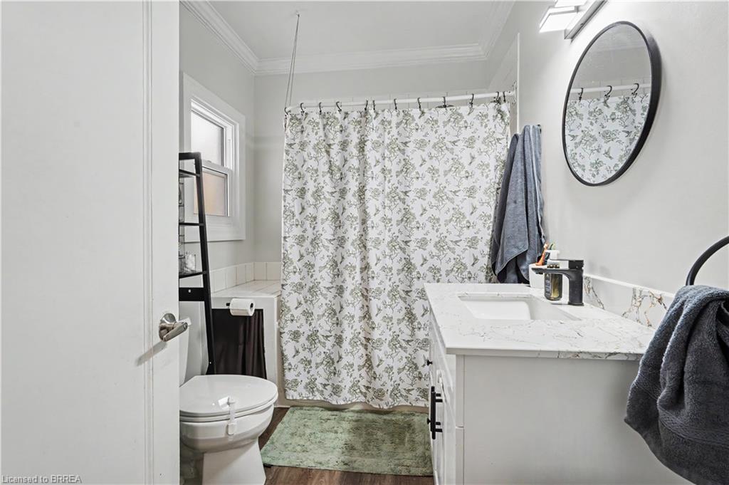 600 Peel Street Property Photo 16