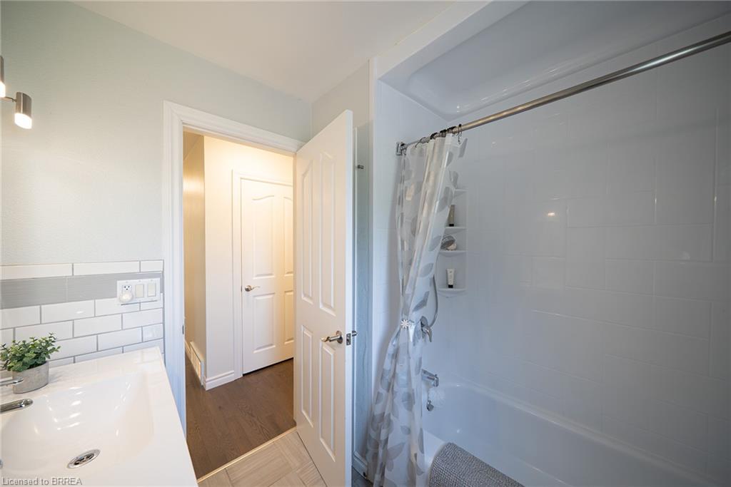 70 Berkley Crescent Property Photo 16