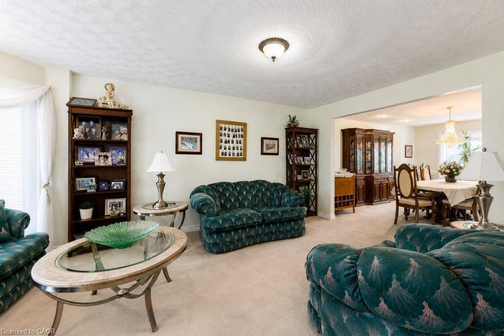 33 Maryvale Avenue Property Photo 7
