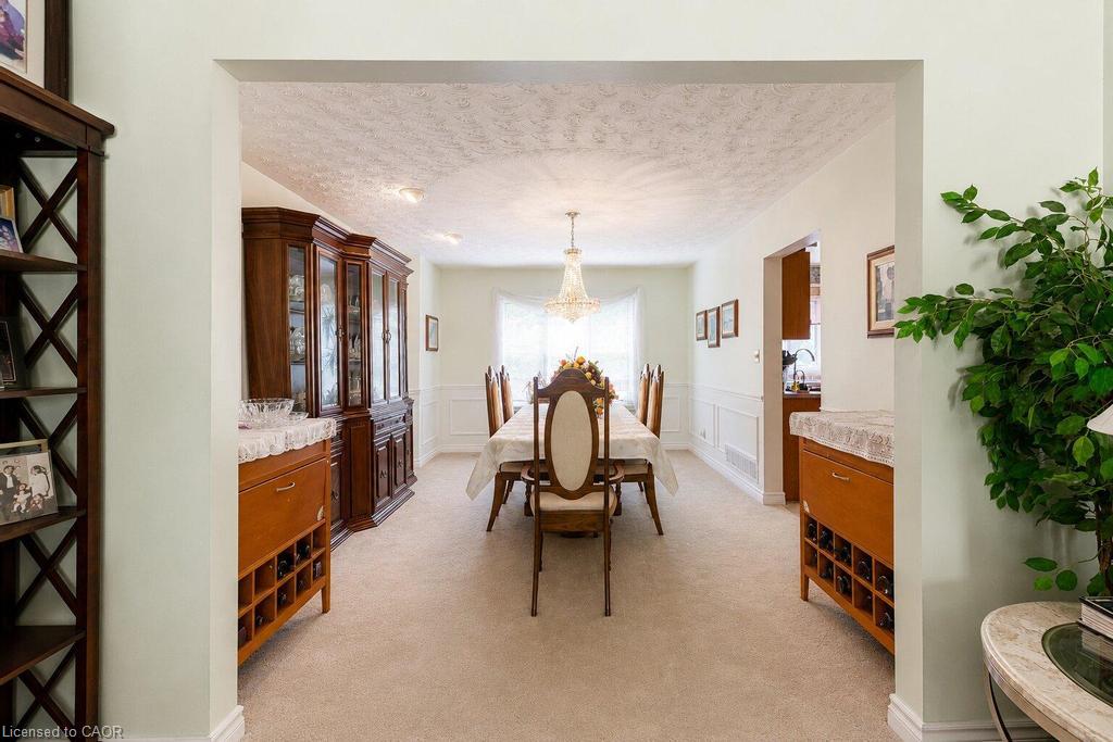 33 Maryvale Avenue Property Photo 8