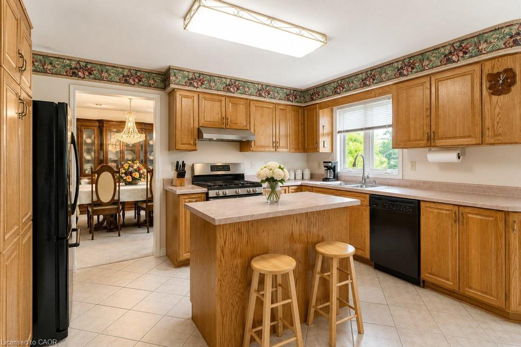 33 Maryvale Avenue Property Photo 10