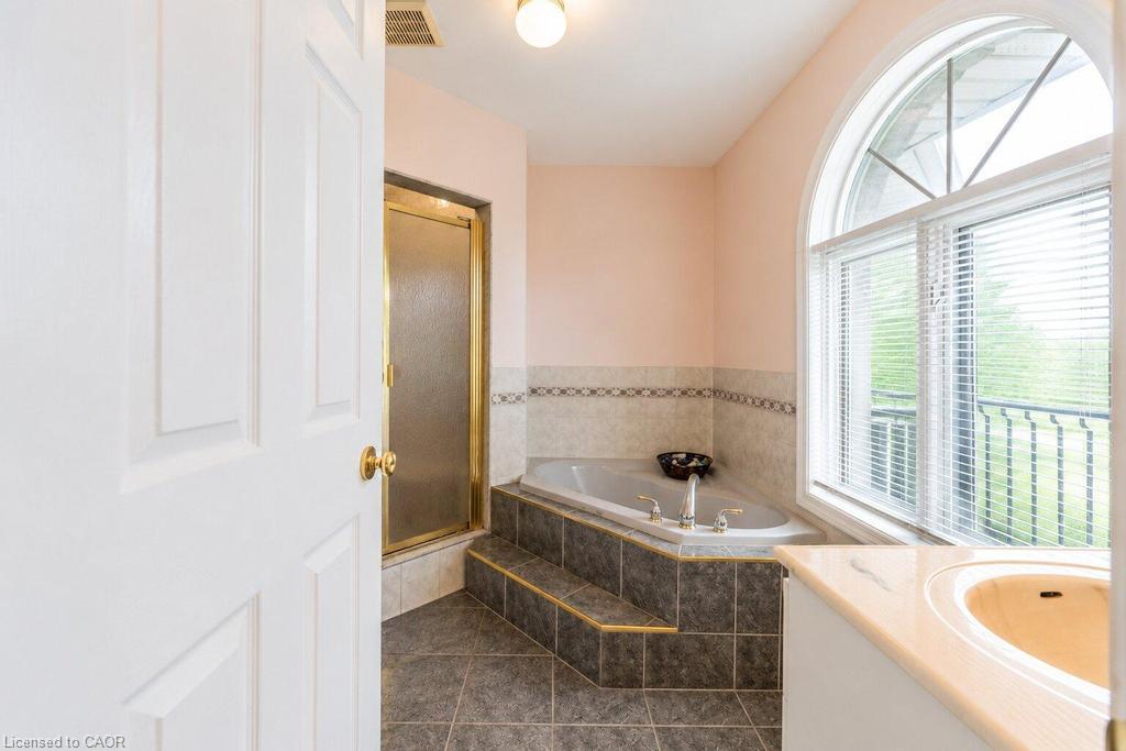 33 Maryvale Avenue Property Photo 16