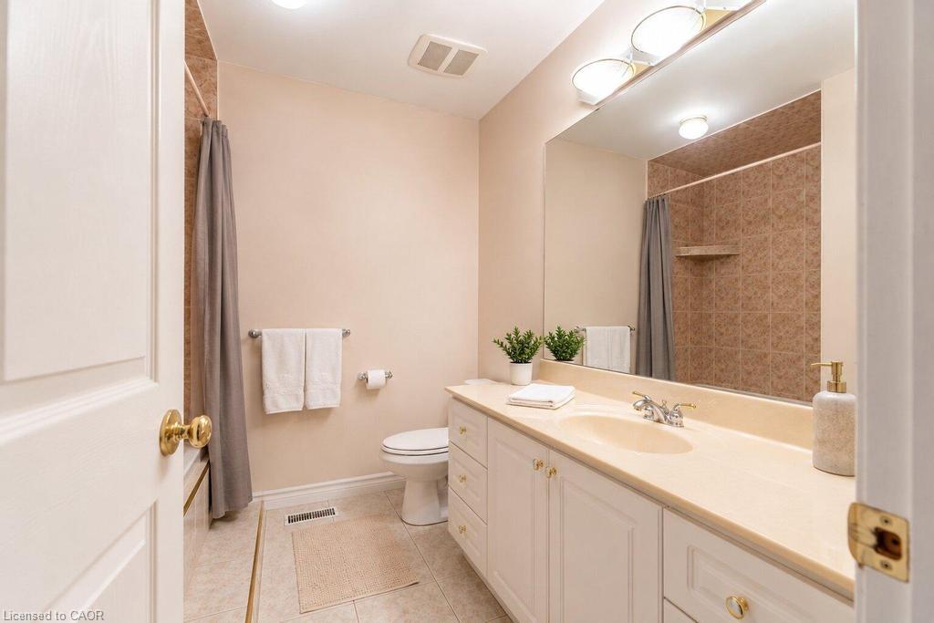33 Maryvale Avenue Property Photo 20