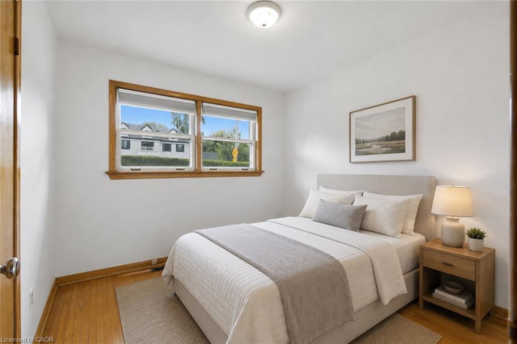 557 Mississauga Street Property Photo 17