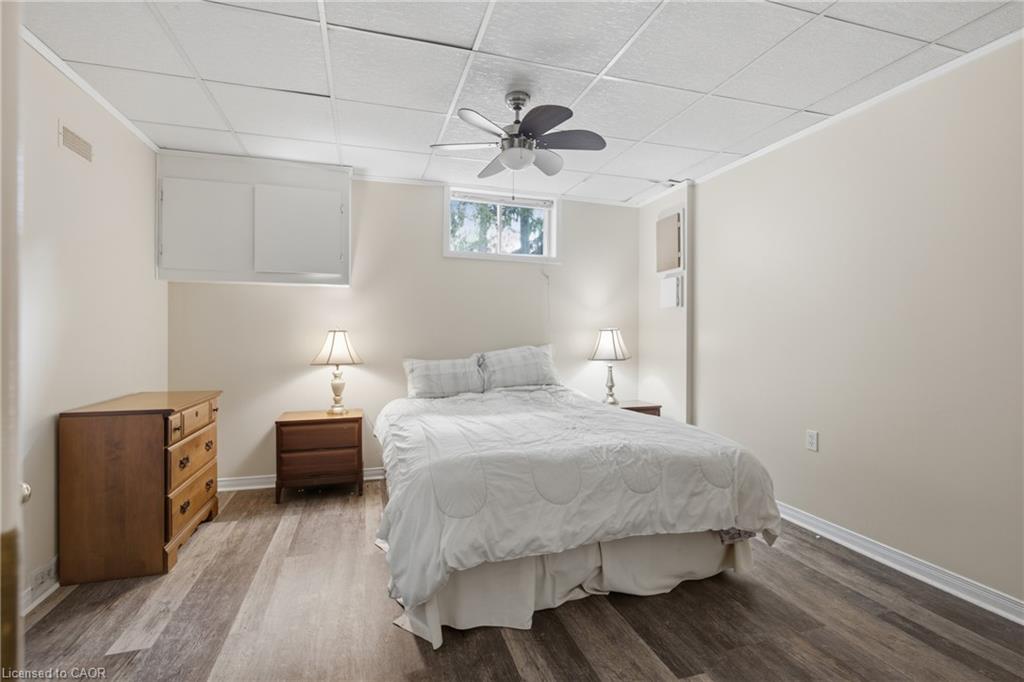 557 Mississauga Street Property Photo 27