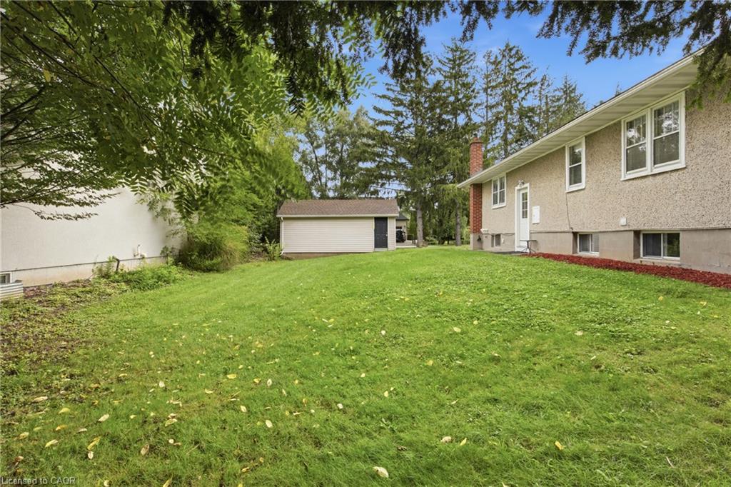 557 Mississauga Street Property Photo 36