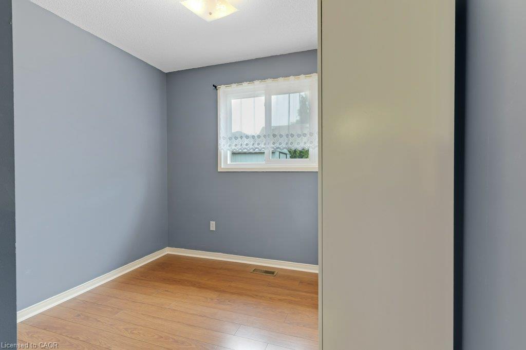 94 Dawn Crescent Property Photo 20