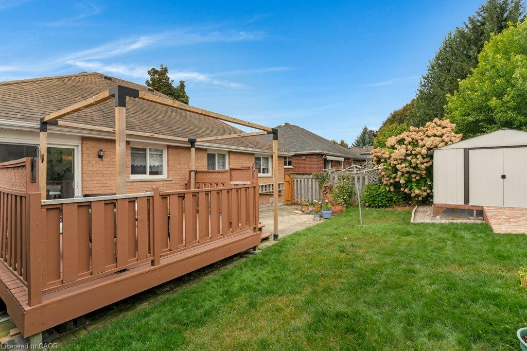 94 Dawn Crescent Property Photo 32